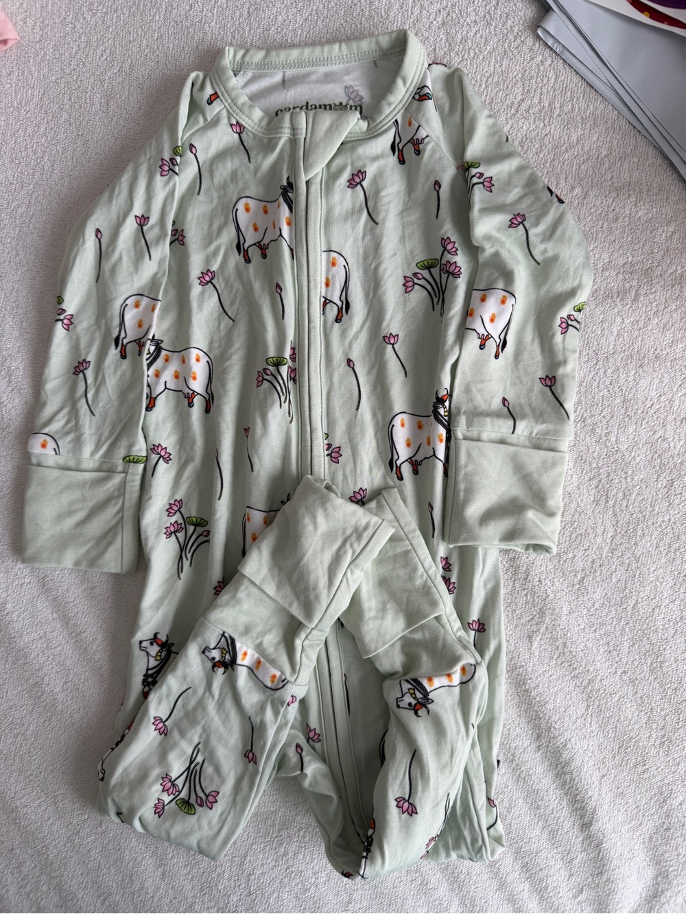 NWOT Cardamom Kisses Pichwai Pastures Baby Sleeper  6-9M